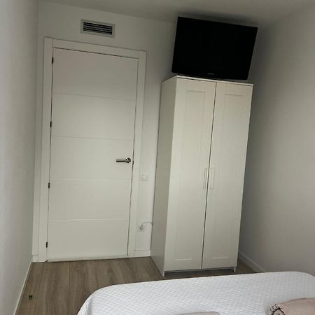 Confortable Habitacion Doble - 2 Sant Adria de Besos Exterior foto